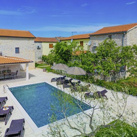 Villa Olea In Barat - Haus Fuer 6-8 Personen Канфанар Екстер'єр фото