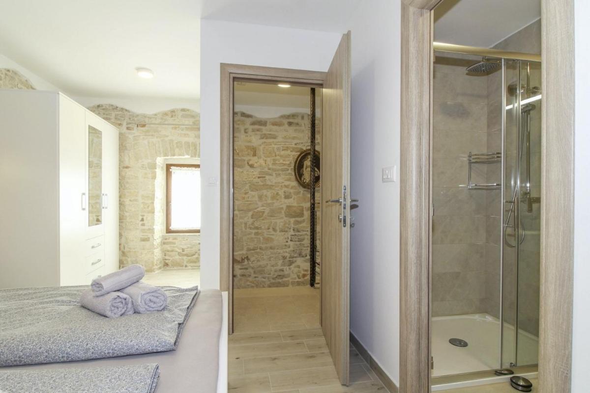 Villa Olea In Barat - Haus Fuer 6-8 Personen Канфанар Екстер'єр фото