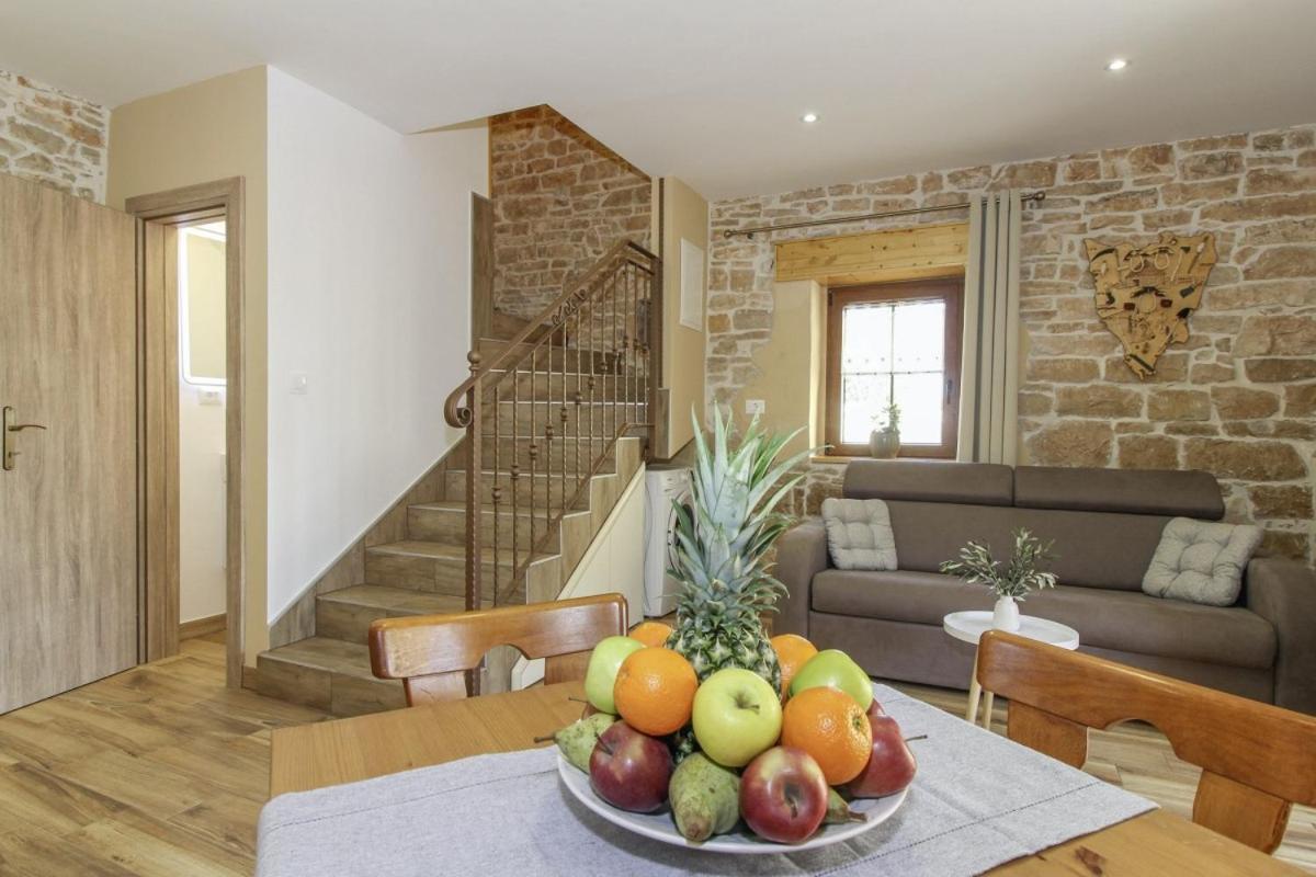 Villa Olea In Barat - Haus Fuer 6-8 Personen Канфанар Екстер'єр фото