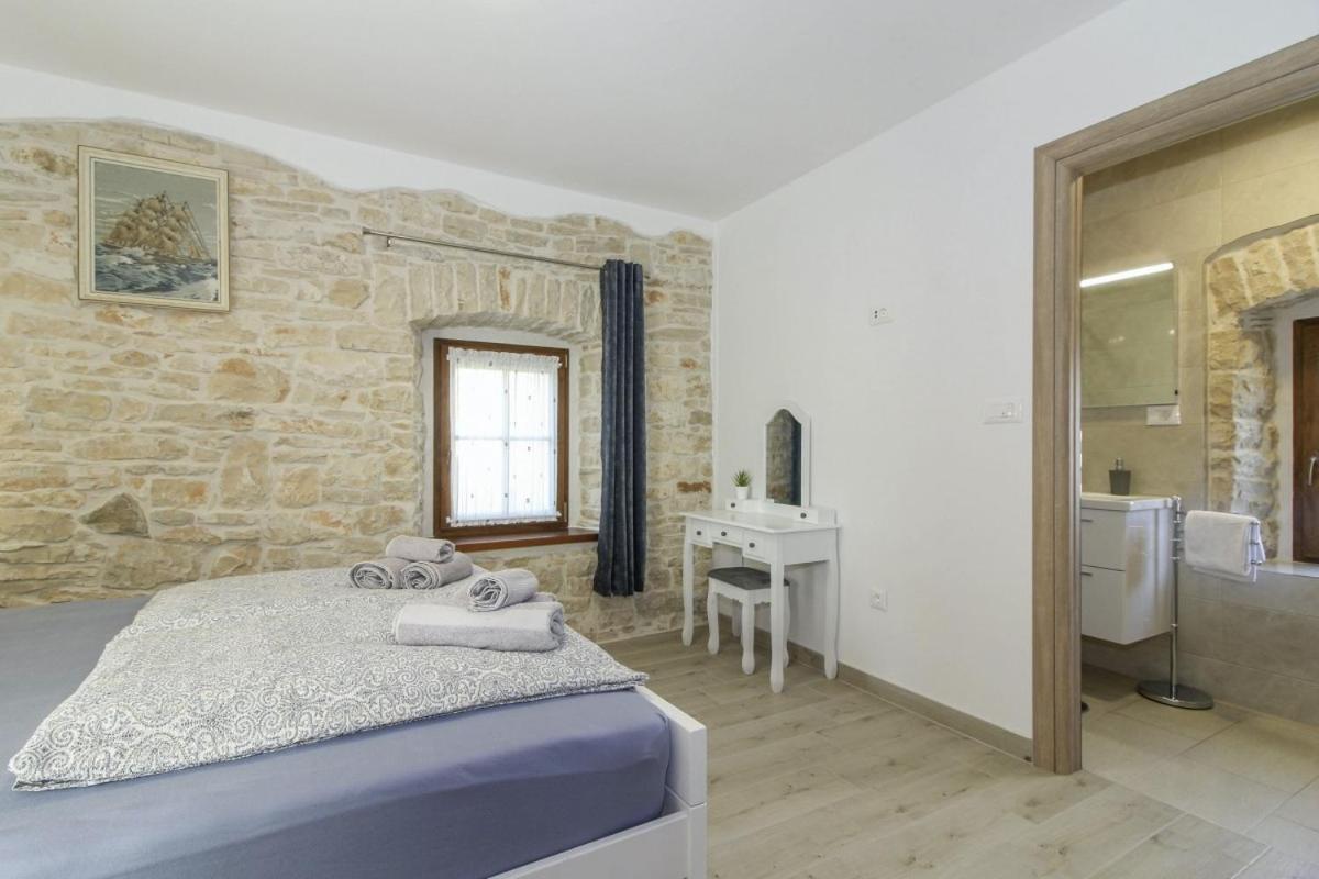 Villa Olea In Barat - Haus Fuer 6-8 Personen Канфанар Екстер'єр фото