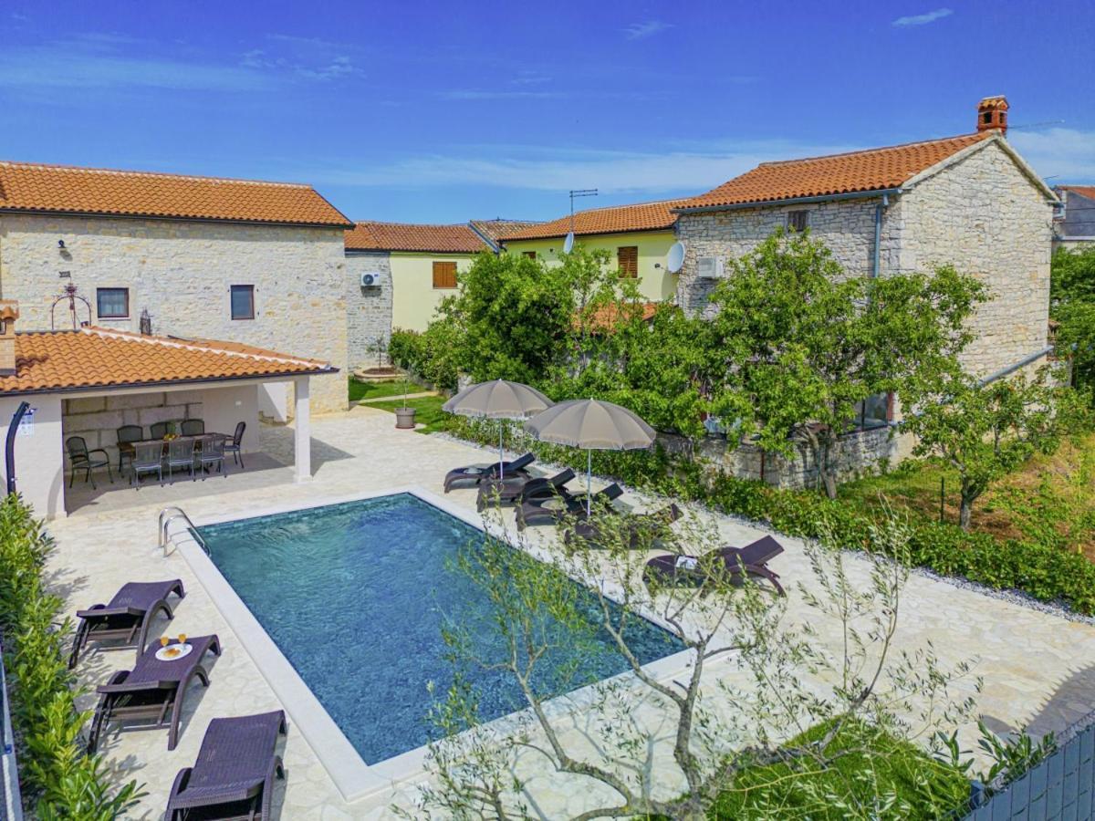 Villa Olea In Barat - Haus Fuer 6-8 Personen Канфанар Екстер'єр фото