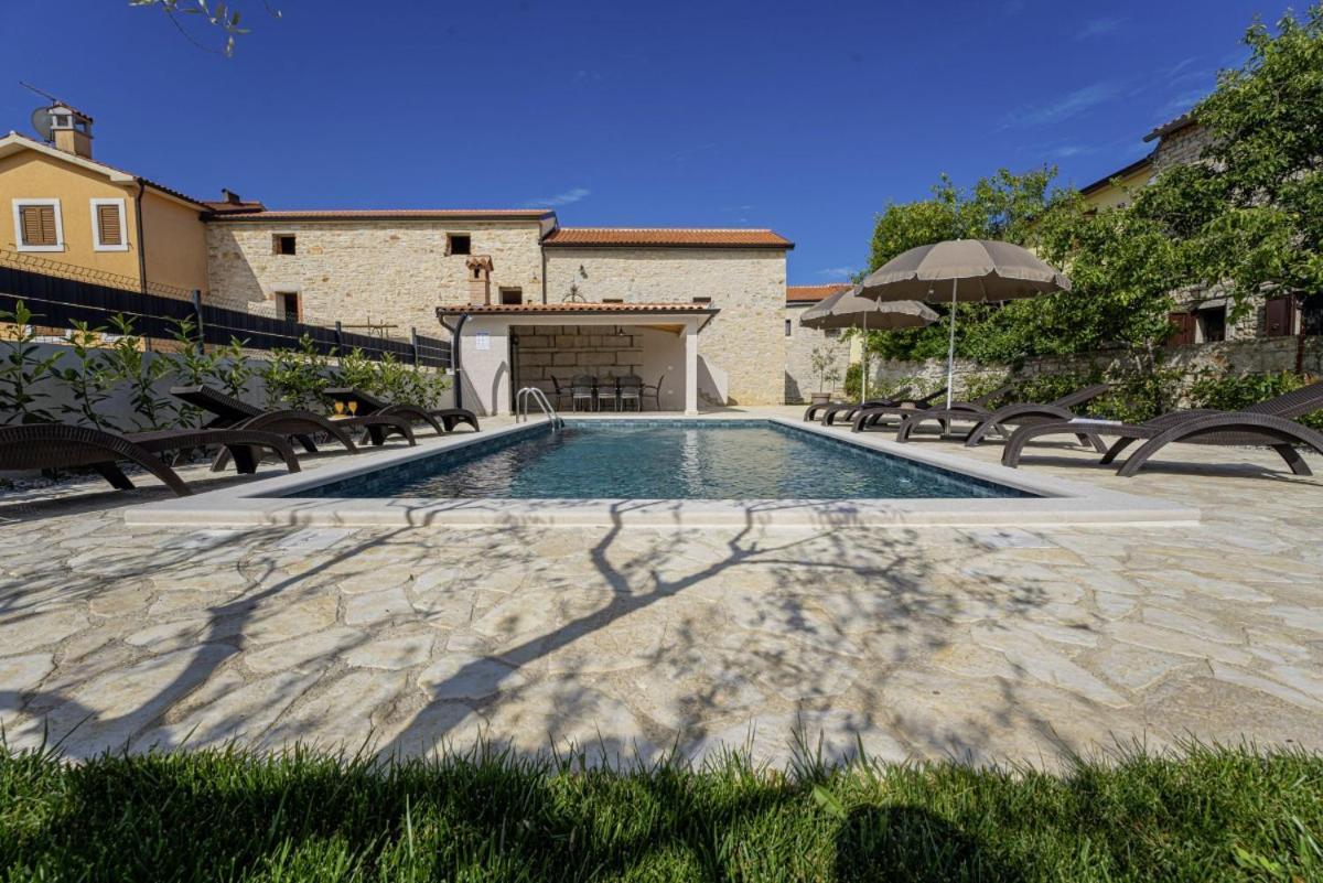 Villa Olea In Barat - Haus Fuer 6-8 Personen Канфанар Екстер'єр фото